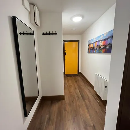 2 Bedroom Deluxe Centre Location Location Free Parking