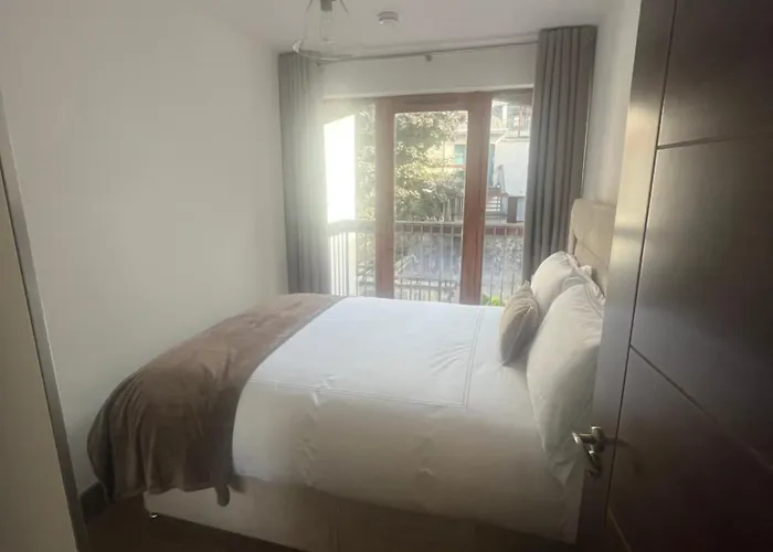 Apartament 2 Bedroom Deluxe Centre Location Location Free Parking *