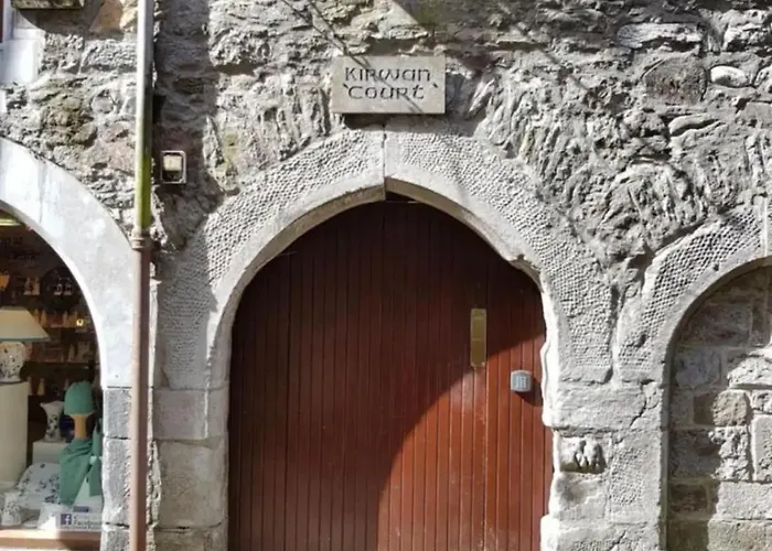 2 Bedroom Deluxe Centre Location Location Free Parking